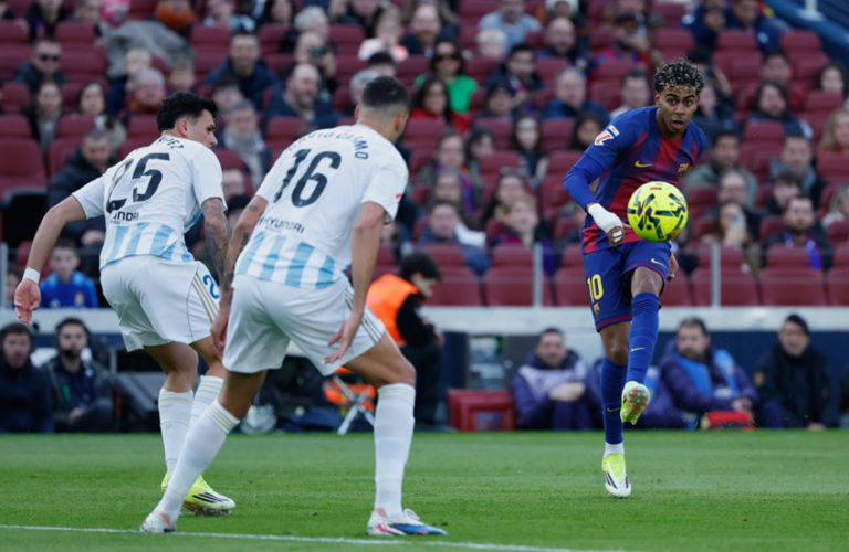 برشلونة يفوز علي أوفييدو ويسترد صدارة “الليغا” من ريال مدريد