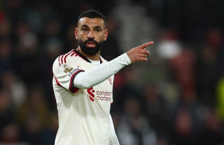 أسطورة ليفربول يهاجم لجنة التعاقدات ( تجديد عقد صلاح فاشل )