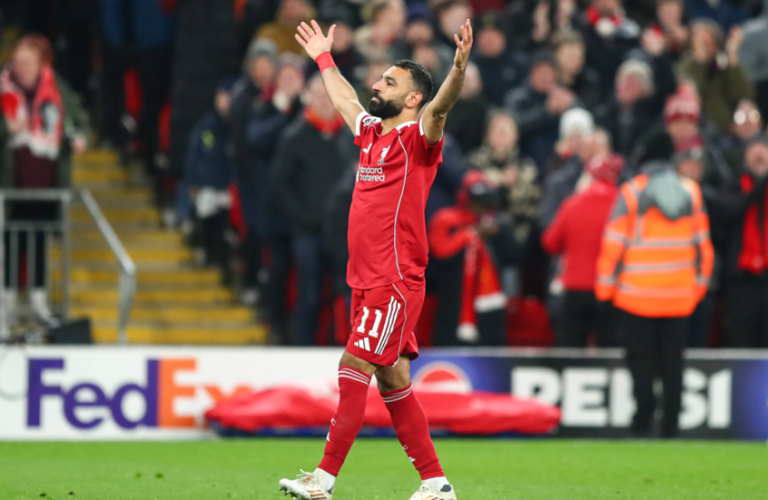احتفال يليق بإنجاز صلاح التاريخي في الدوري الإنجليزي من ليفر بول