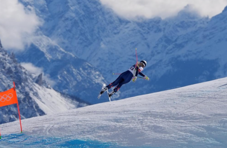 حادث مروع في أولمبياد ميلانو – كورتينا . للأسطورة الأمريكية ليندسي فون