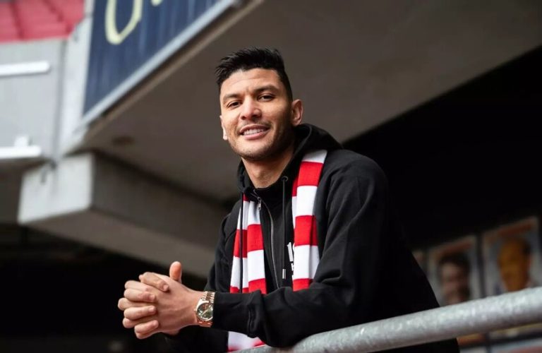 بعد رحيله عن الأهلي . رسميا.. أشرف داري ينضم إلى ناد أوربي