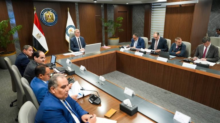 وزير البترول والثروة المعدنية: برنامج لتعظيم الاستفادة من موارد حقل ظهر بالتعاون مع شركاء الاستثمار