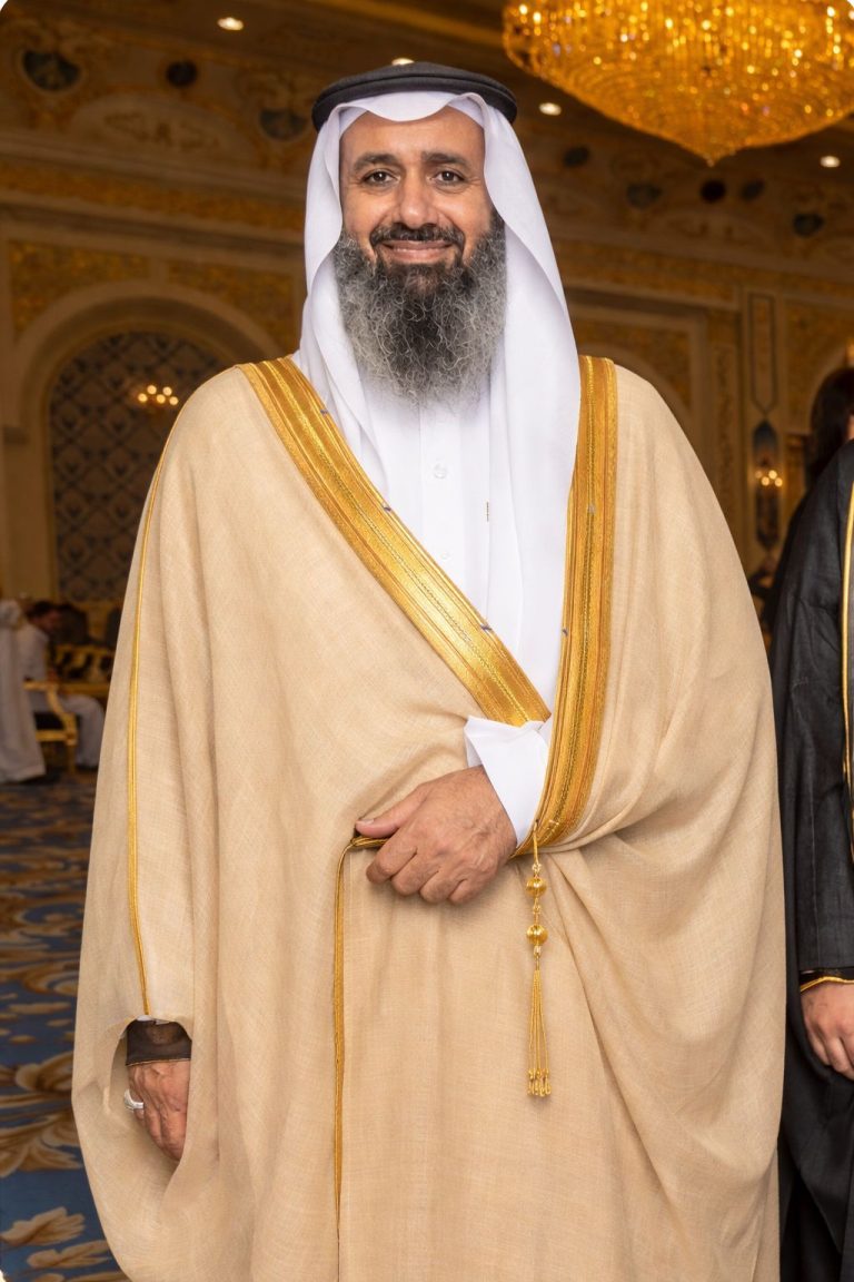 ادعوا لابناءكم في هذه الأيام فالدعاء يغير الاقدار . ابو أحمد هاشم العيشان