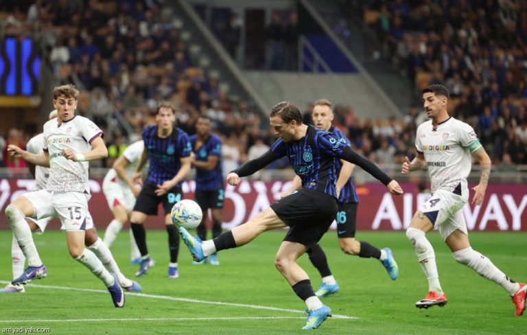 إنتر يعاقب كالياري بثلاثية.. ويلامس اللقب