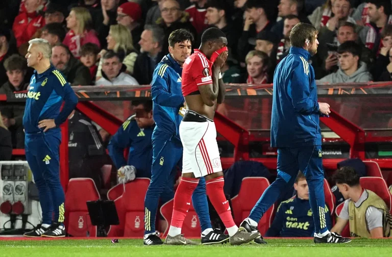 الإصابة تنهي موسم هودسون-أودوي مع نوتنجهام فورست 