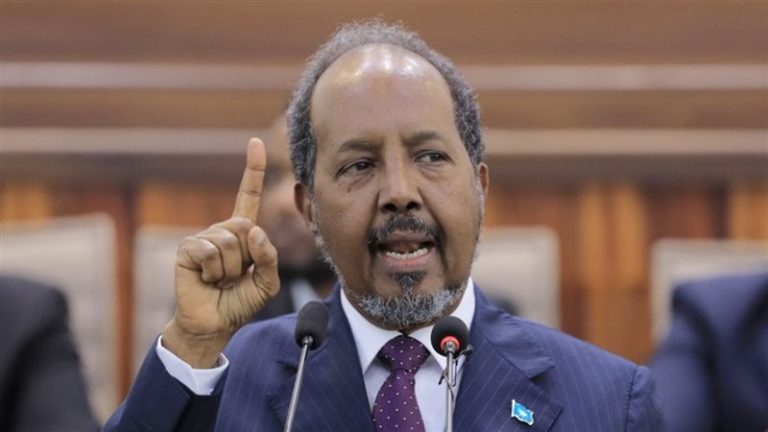 نجاة الرئيس الصومالي حسن شيخ محمود من محاولة اغتيال فاشلة