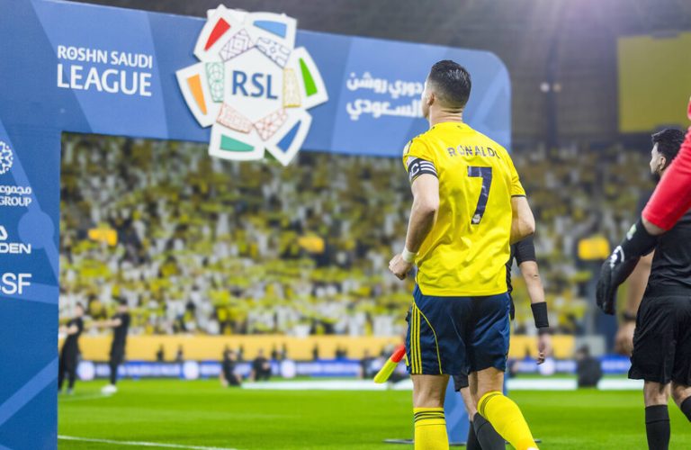 حلم التتويج يتحول إلى أزمة.. جماهير النصر السعودي تصطدم بأسعار التذاكر “الخيالية”