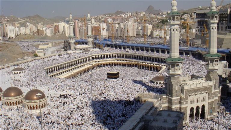 السعودية ترفع مستوى الجاهزية الميدانية لصحة وسلامة الحجاج