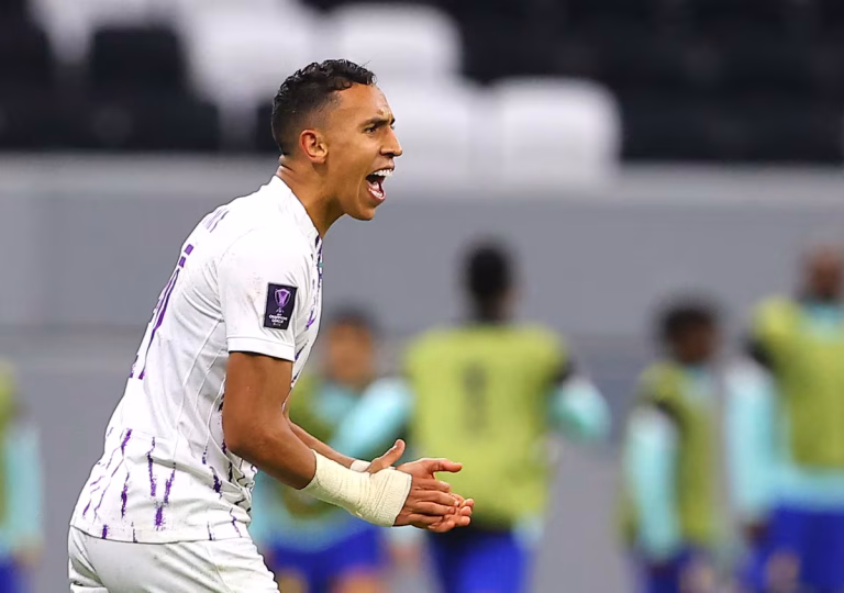 العين يهزم الجزيرة ويضيف كأس رئيس الإمارات إلى لقب الدوري 