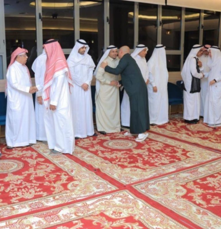تلقت أسرة الميره التعازي والمواساة من الشخصيات الاجتماعية والوجهاء والأعيان في وفاة فقيدتهم السيدة/ اميره معاذ سنوسي ابوالجدايل ،