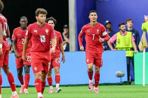 ليلة رونالدو التاريخية.. البرتغال تنتفض في كأس العالم بـ”الخمسة” أمام أوزبكستان