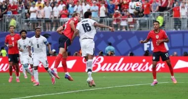 إنجلترا تهزم بنما بثنائية وتتأهل إلى دور الـ 32 في كأس العالم.