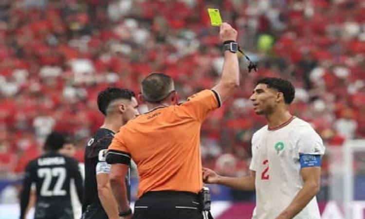 الإنذارات تهدّد 20 لاعبا بالغياب   عن نصف نهائي كأس العالم