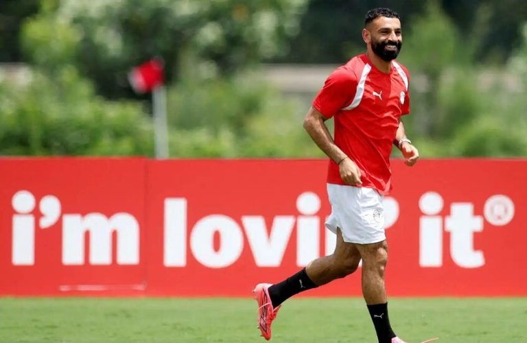 ما هي أسباب نفي بشكتاش أنباء التفاوض مع محمد صلاح؟