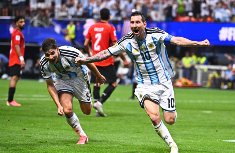 نجم عربي واحد بين كبار العالم.. “الفيفا” يعلن قائمة المرشحين للتشكيلة المثالية لمونديال 2026