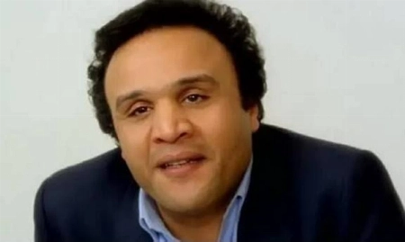 وفاة محمد الشرشابي.. رحيل نجم الدوبلاج المصري بعد مسيرة فنية طويلة