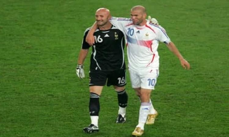 22 مساعدا لزيدان في منتخب فرنسا وعودة فابيان بارتيز