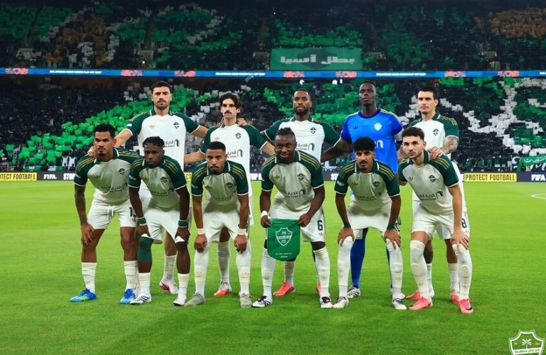 شاهد.. من أول لمسة أبو الشامات يقتنص هدف الفوز للأهلي في كأس القارات