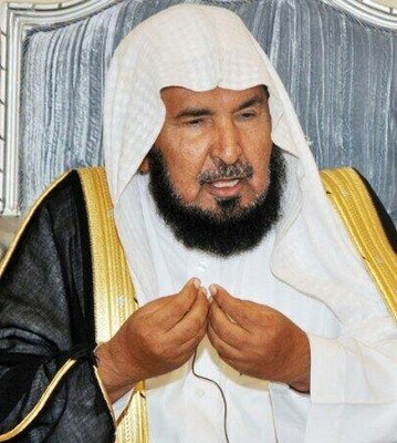 راشد الراجح (ولد 1363 هـ/ 1944 م) أكاديمي سعودي، أول مدير لجامعة أم القرى، وعضو مجلس الشورى السعودي، ورأس إدارة نادي مكة الأدبي، وشغل منصب نائب رئيس مركز الملك عبد العزيز للحوار الوطني.