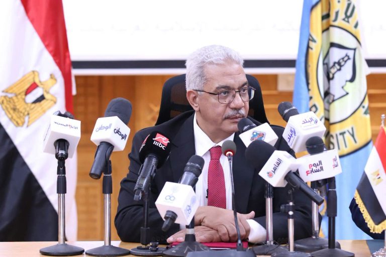 رئيس جامعة الأزهر يعلن نتيجة التنسيق الإلكتروني للعام الجامعي ٢٠٢٧/٢٠٢٦ وبدء تعديل الرغبات غدًا