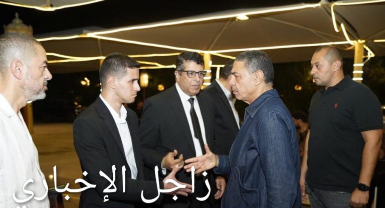 نجوم الفن يواسون أيمن سلامة في عزاء زوجته بمسجد الشرطة بالشيخ زايد