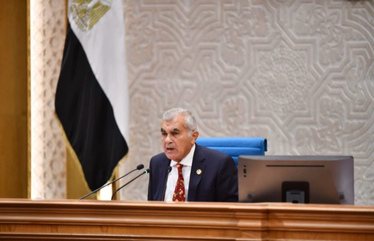 رئيس مجلس الشيوخ يهنئ الرئيس السيسي بالذكرى الـ53 لانتصارات أكتوبر المجيدة