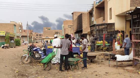 تطورات جديدة في حادث الخرطوم.. نجاح جراحة المصري المصاب واستكمال إجراءات إعادة جثمانَي الضحيتين إلى مصر